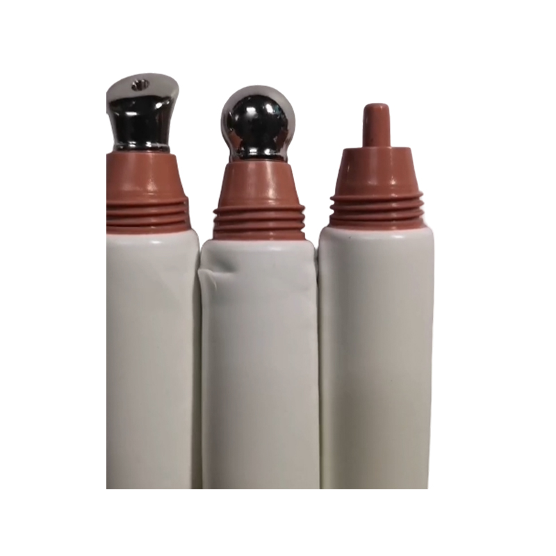 How does the eye cream ice head promote better absorption of ingredients through its unique design?